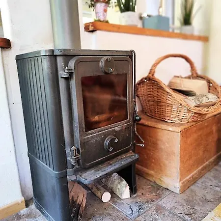 La Petite Maison Dans La Prairie Libin